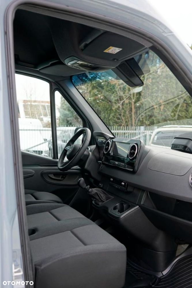 Mercedes-Benz Sprinter Brygadówka 7 osobowy - 20