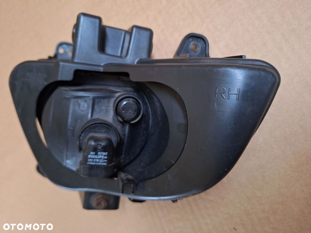 HYUNDAI I30 LIFT 09- 10-12 BDB ORYGINAŁ KPL NIE KLEJONY! DEMONTAŻ HALOGEN PRAWY W ZDERZAK PRZÓD PRZEDNI WYSYŁKA 24H - 10