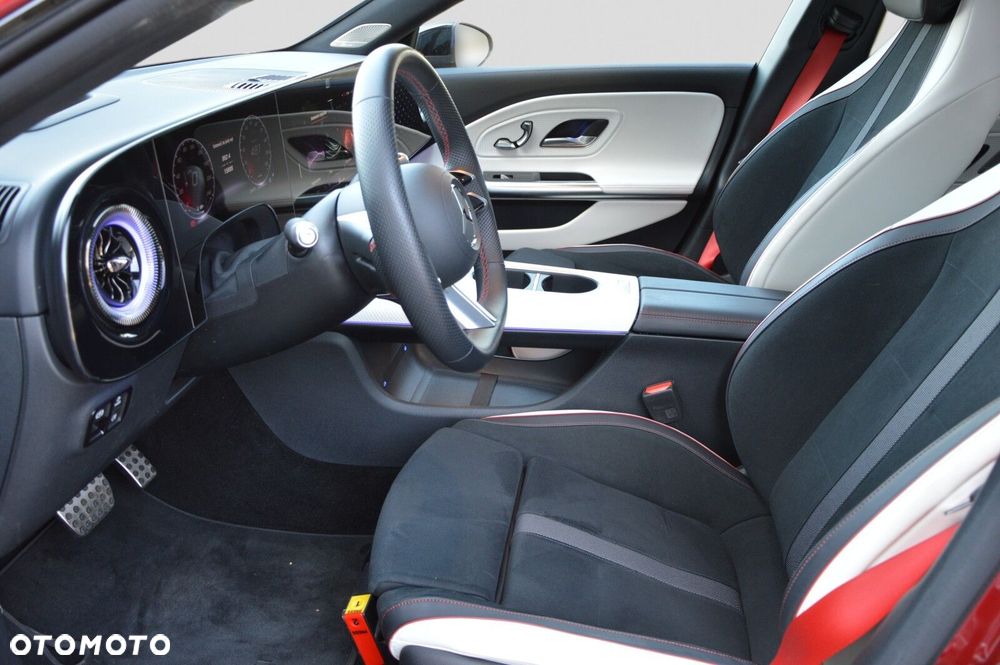 Mercedes-Benz CLA 250+ 85kWh - 12