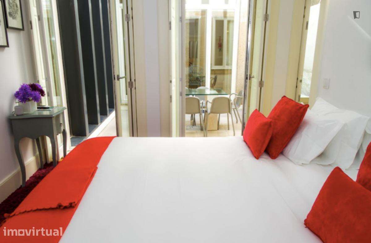 Apartamento com 2 quartos - localizado em Santo Ildefonso Porto - Grande imagem: 3/28