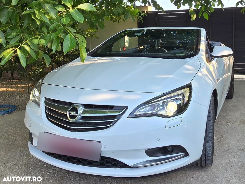 Opel Cascada 1.6 SIDI Turbo ecoFLEX Start/Stop Edition - 2