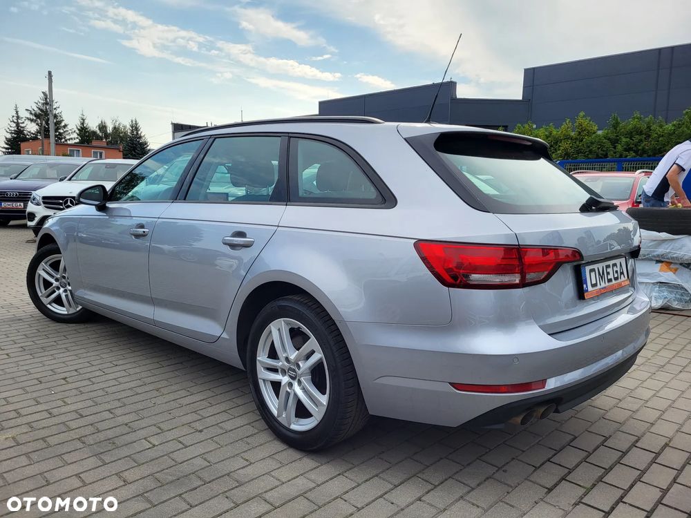 Audi A4 Avant - 4