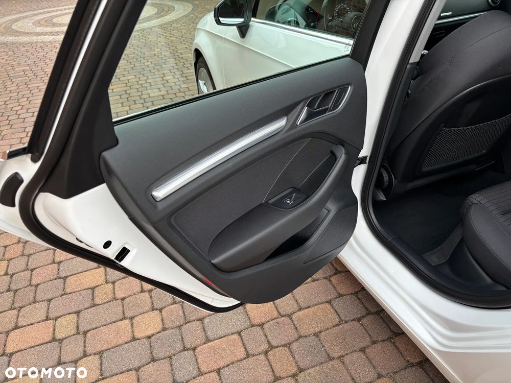 Audi A3 Sportback 2.0 TDI quattro sport - 26