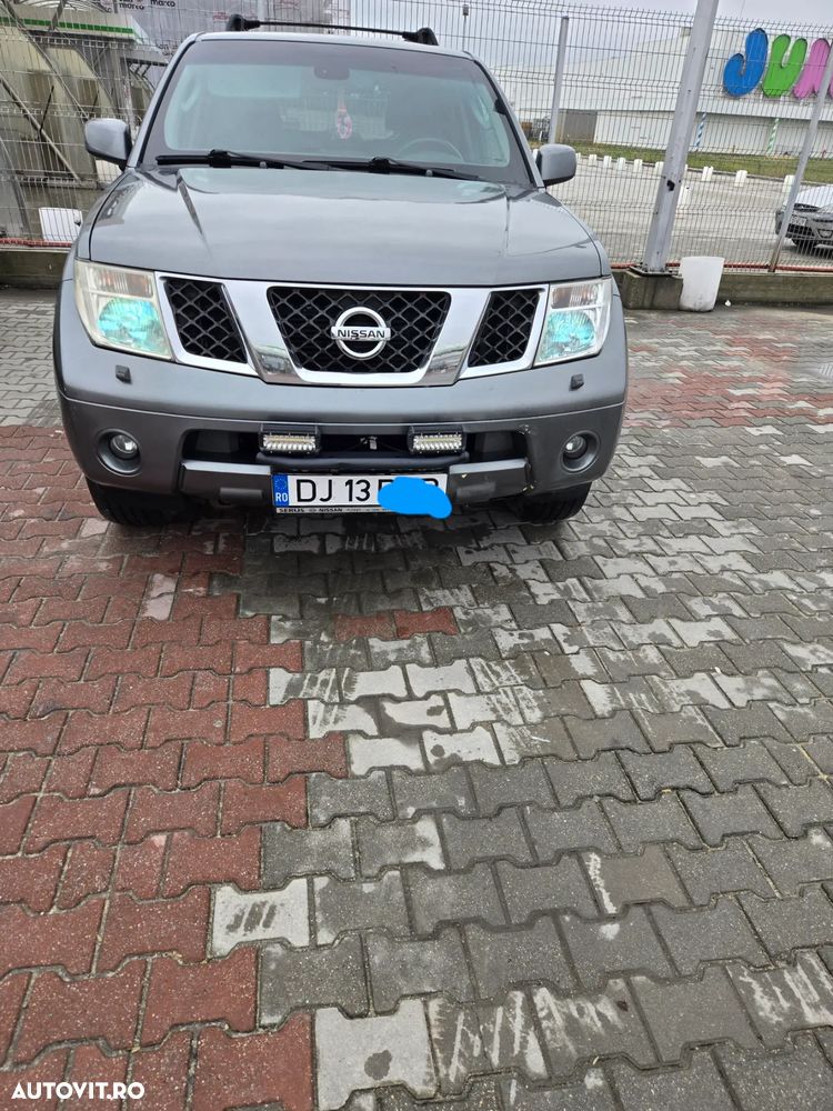 Nissan Pathfinder 2.5 dCi Aut. Premium - 1
