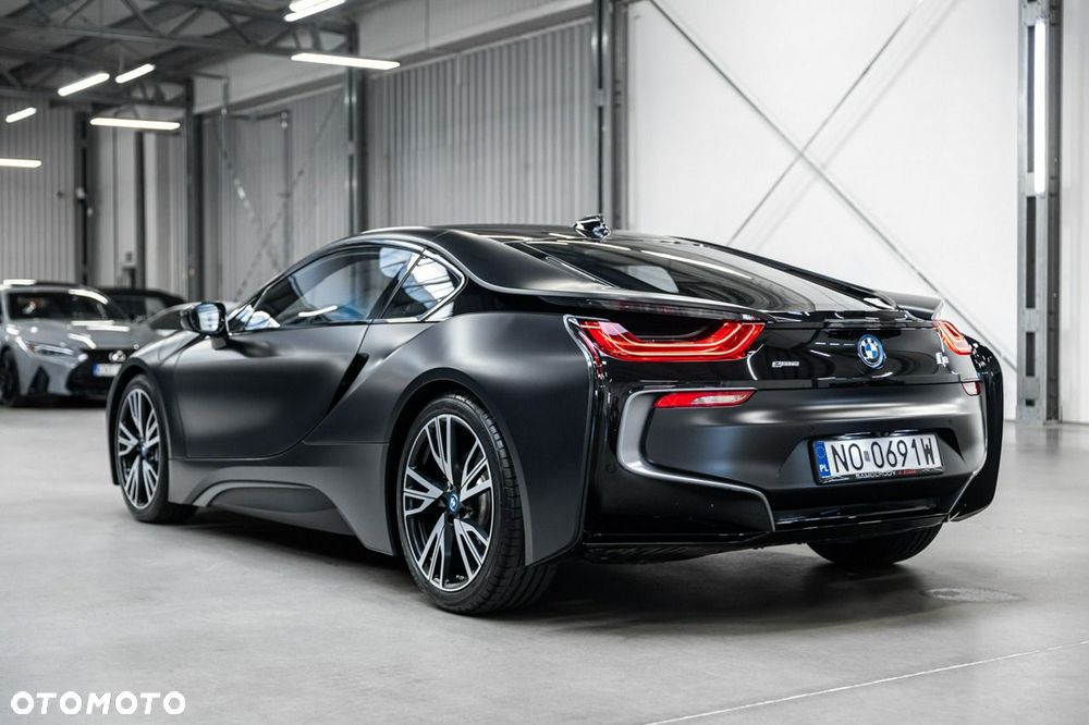 BMW i8 - 10