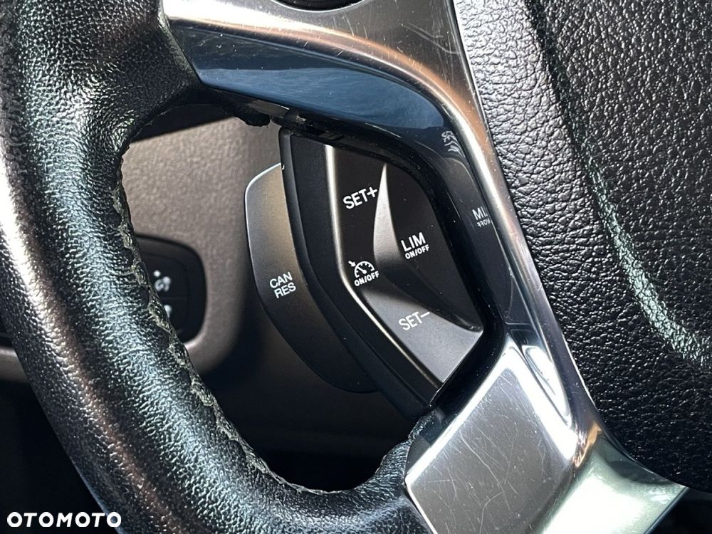 Ford TRANSIT CONNECT - 21