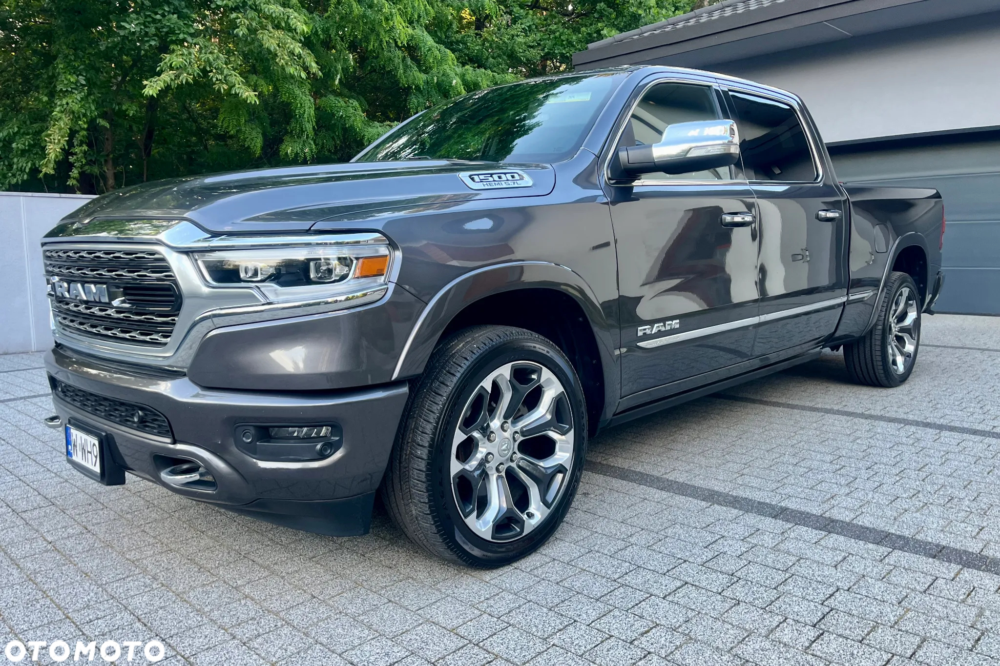 RAM 1500 5.7 Crew Cab Limited - 11