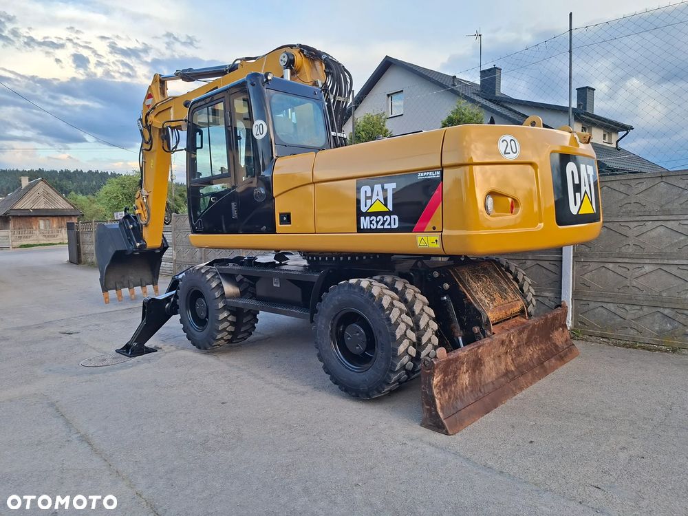 Caterpillar CAT M 322 D - 3
