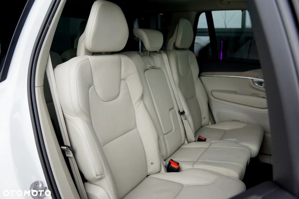 Volvo XC 90 B5 D AWD Inscription 7os - 26