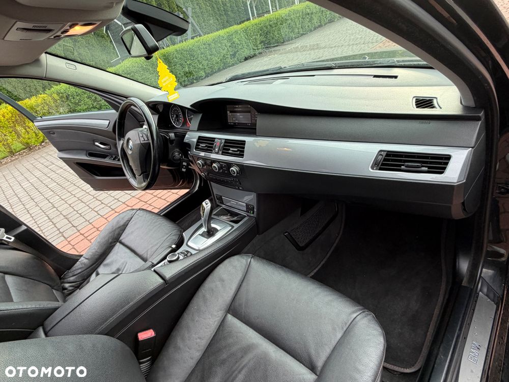 BMW Seria 5 530d - 22