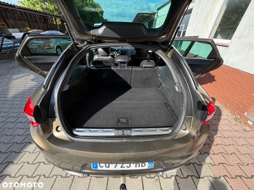 Citroën DS5 Hybrid4 EGS6 SoChic - 29
