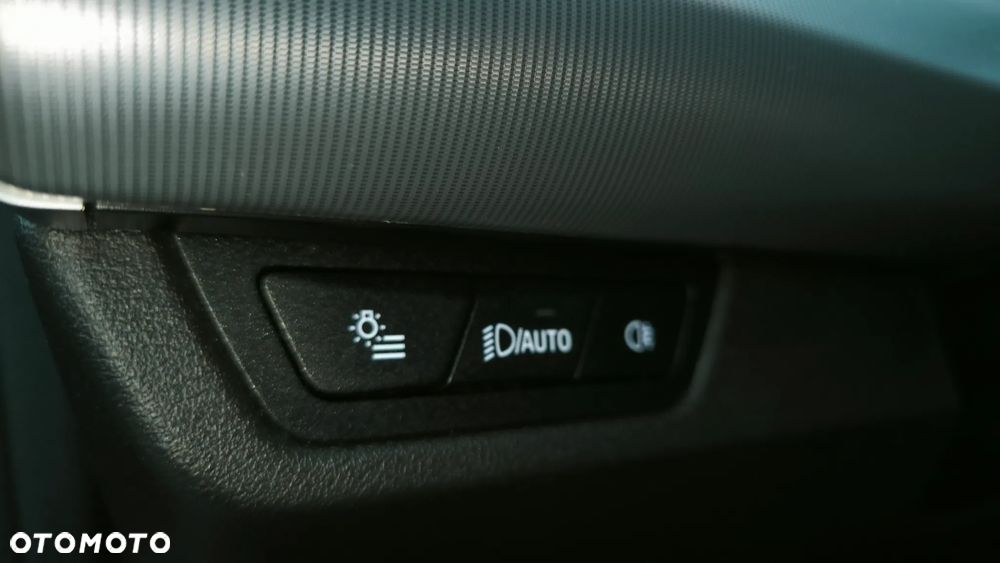 BMW X1 xDrive25i GPF M Sport - 16