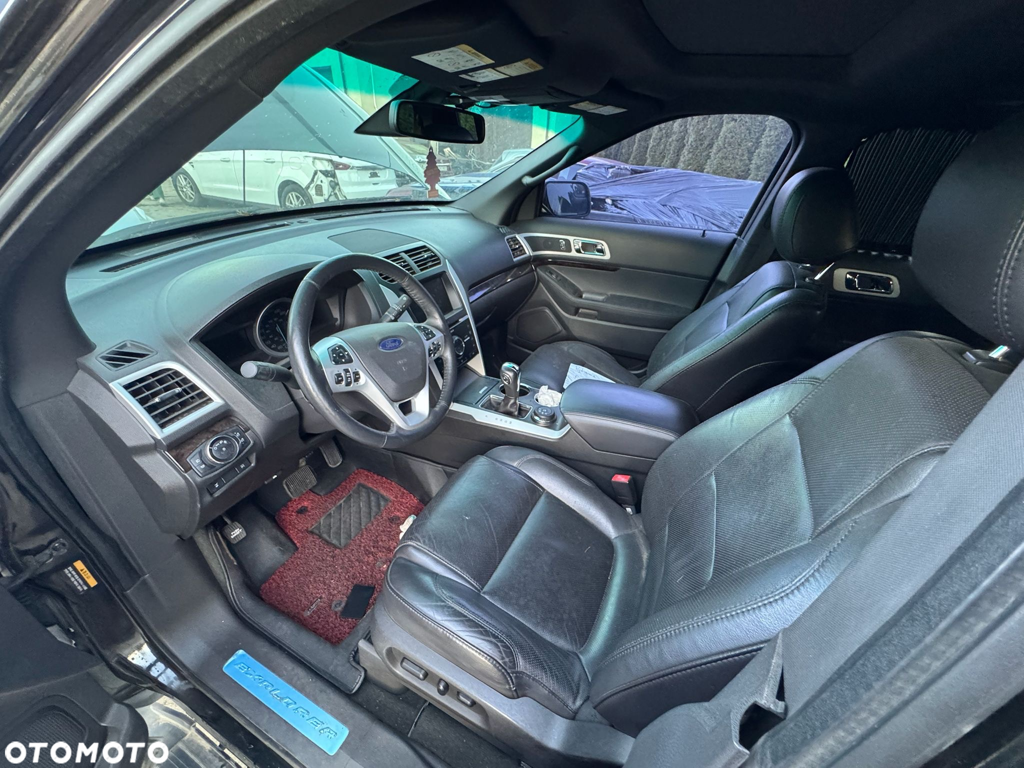 Ford Explorer - 8