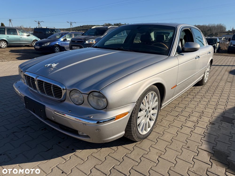 Jaguar XJ XJ8 4.2 LWB - 2