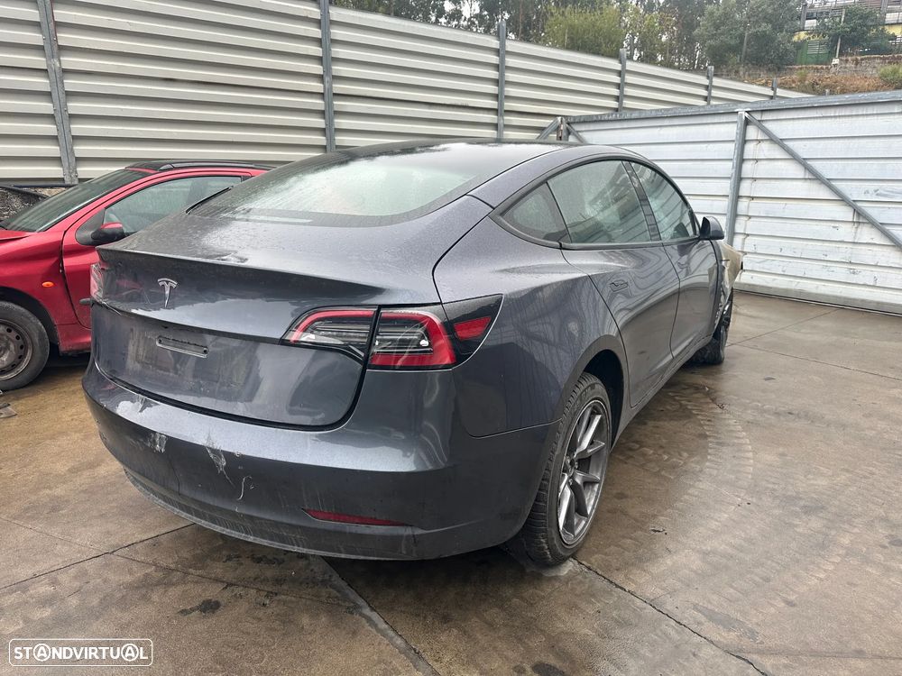 TESLA MODEL 3 TRAÇÃO TRASEIRA DE 2023 (FIM DE VIDA) - 1