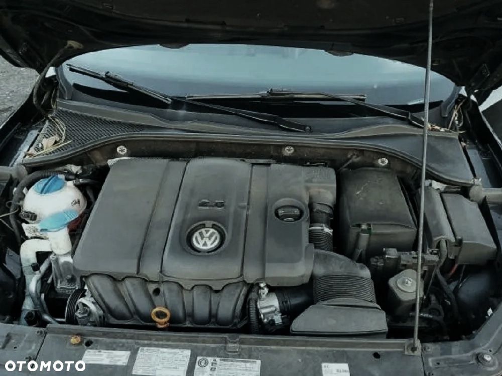 Volkswagen Passat - 22