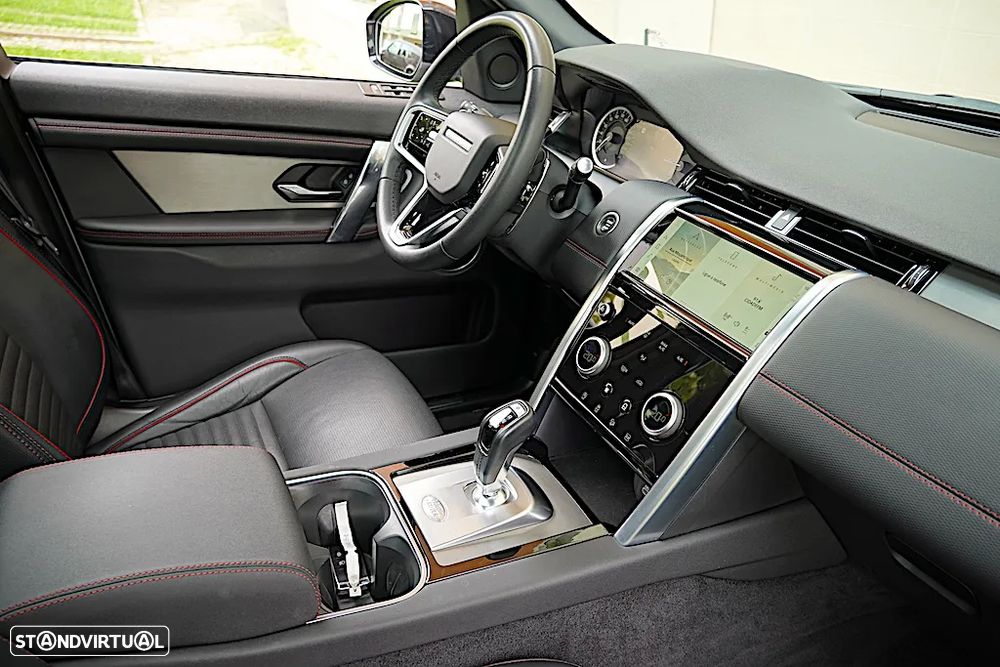 Land Rover Discovery Sport 1.5 I3 P300e AWD R-Dynamic S - 27