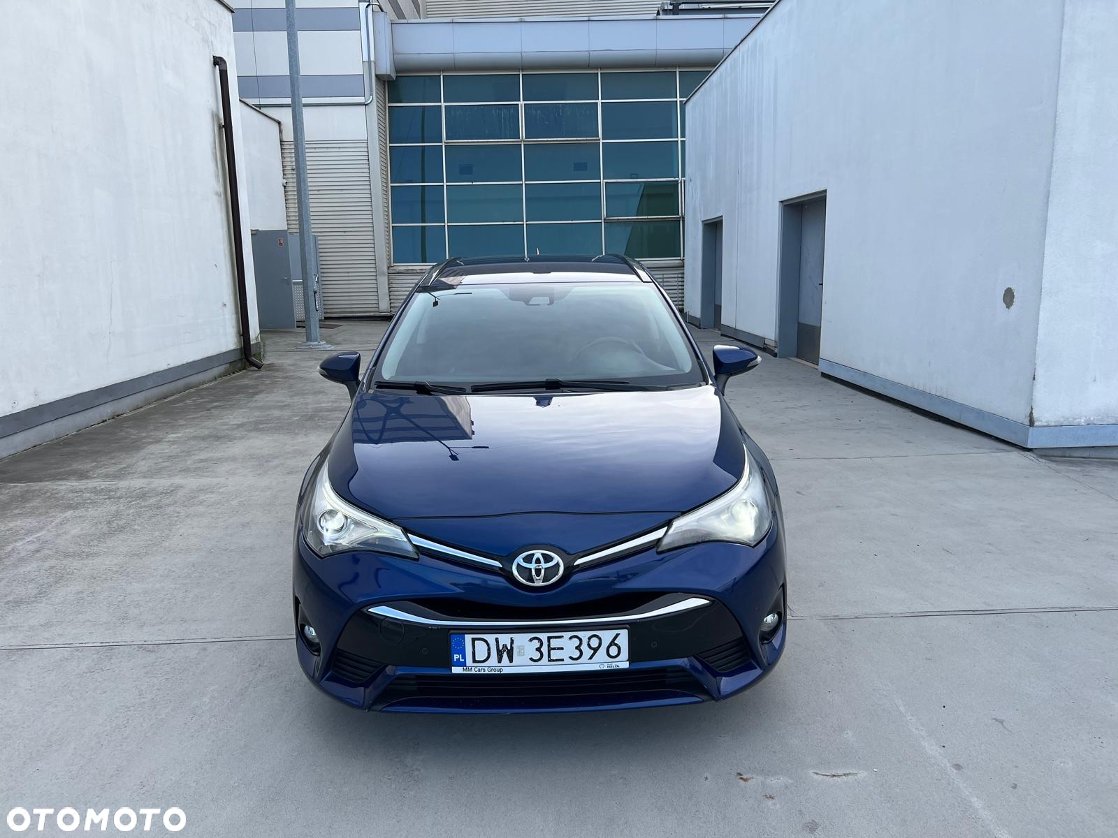 Toyota Avensis 2.0 D-4D Prestige - 3