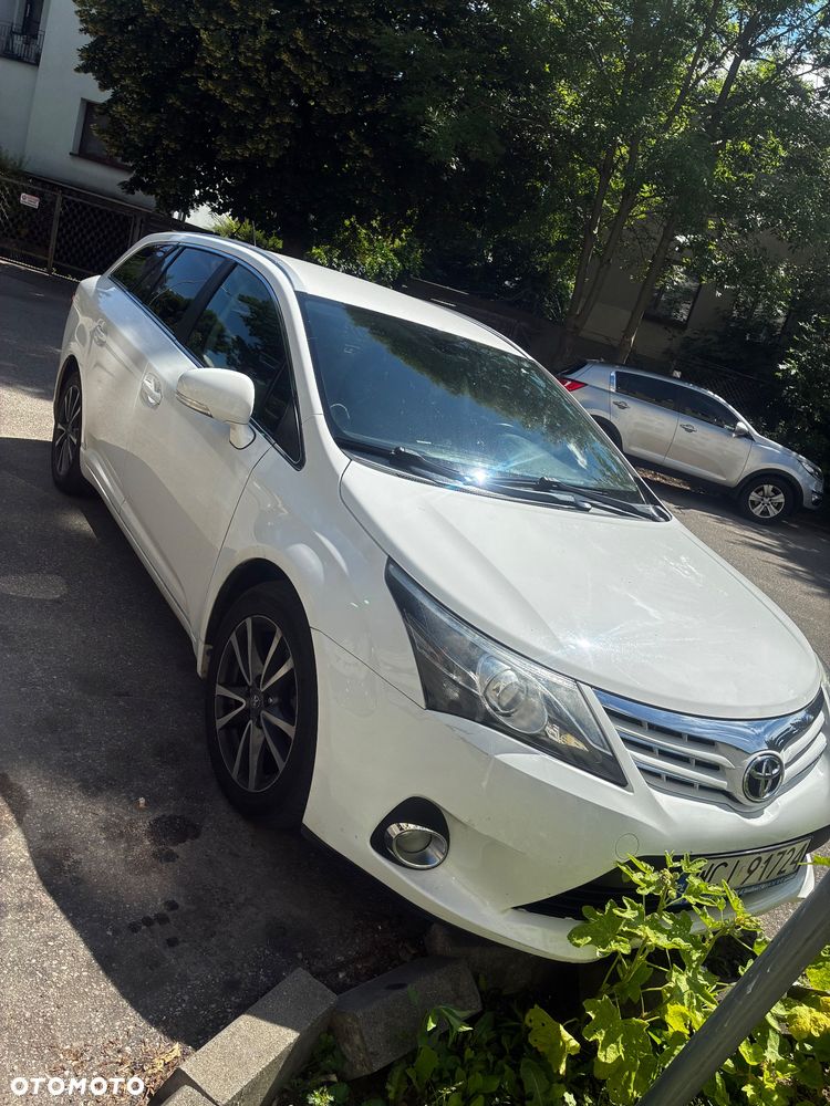 Toyota Avensis - 4