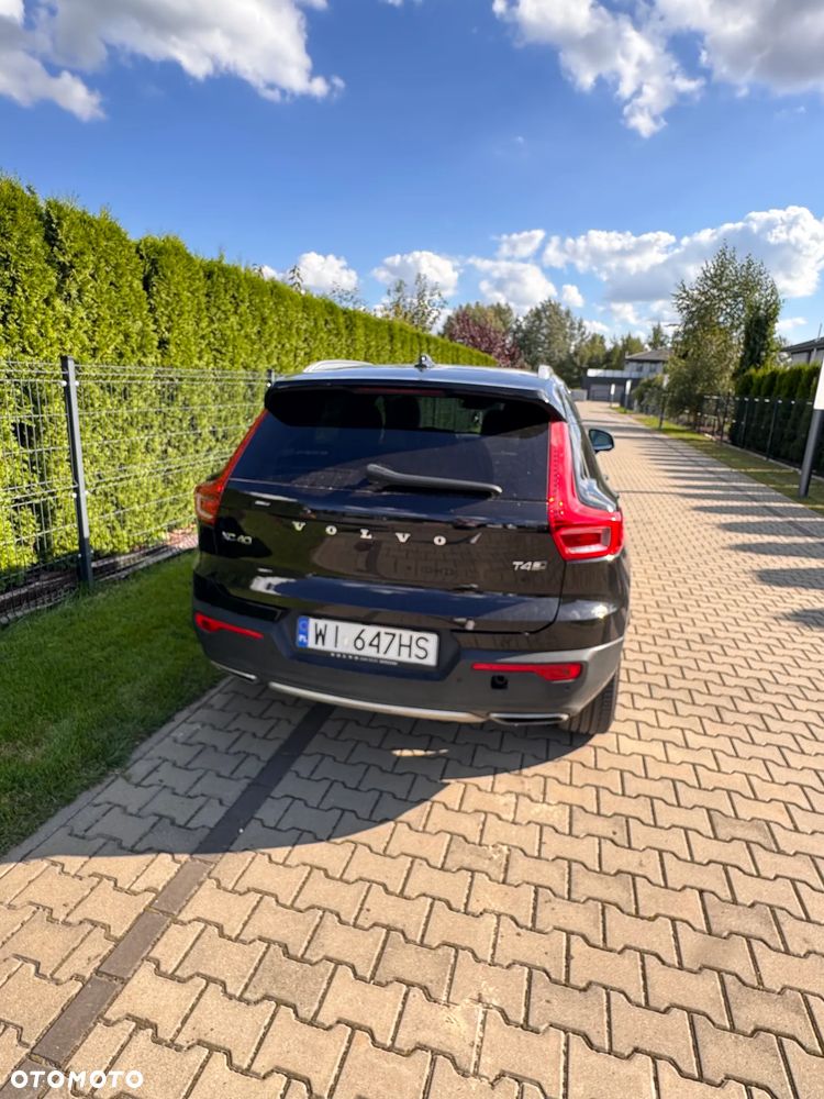 Volvo XC 40 T4 AWD Inscription - 8