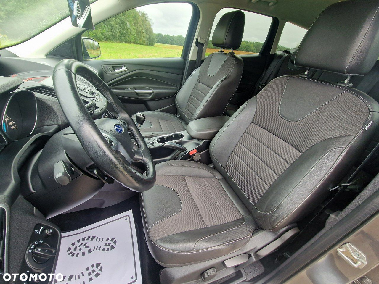 Ford Kuga - 17