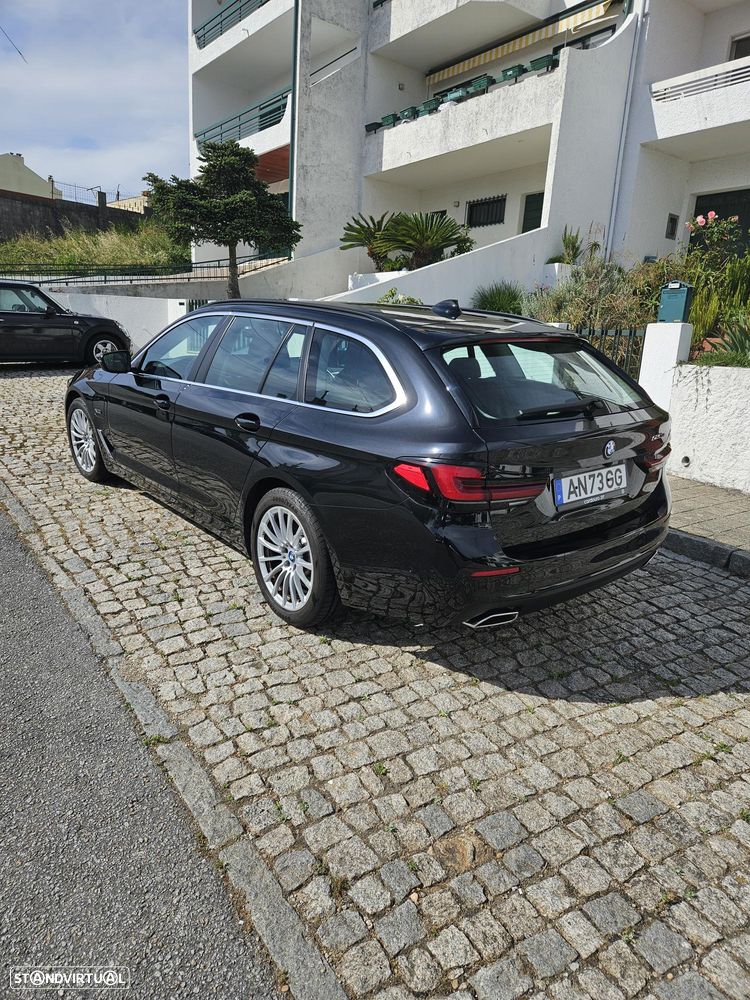 BMW 520 e Line Luxury - 4