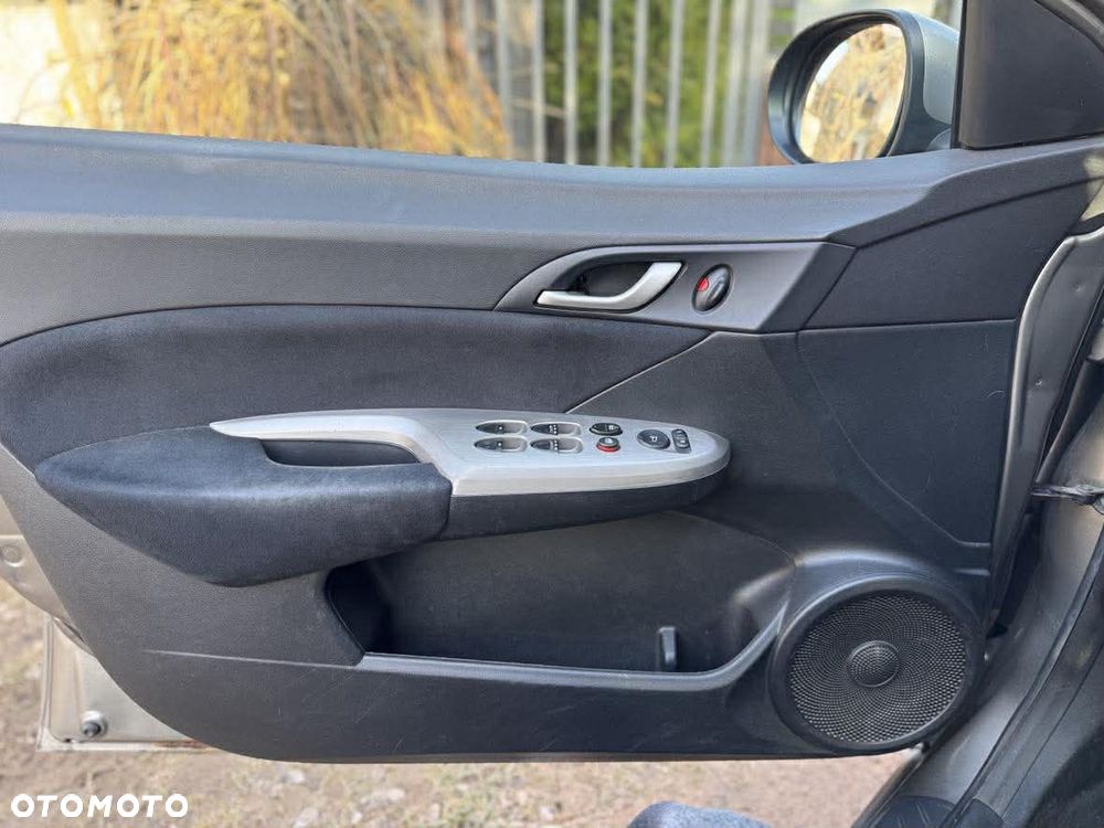 Honda Civic 1.8 Comfort - 12