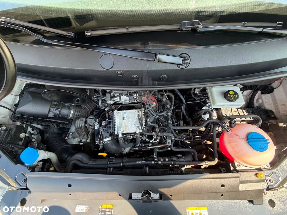 Volkswagen Crafter - 19