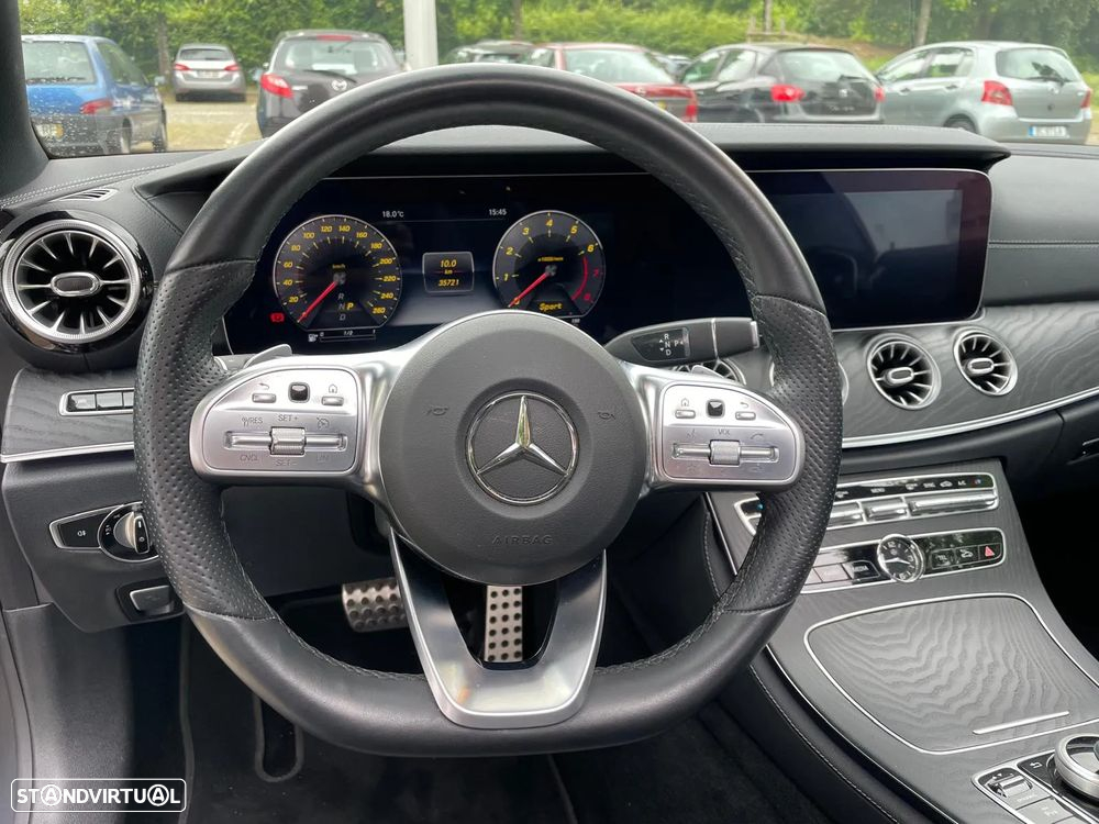 Mercedes-Benz E 200 AMG Line - 18