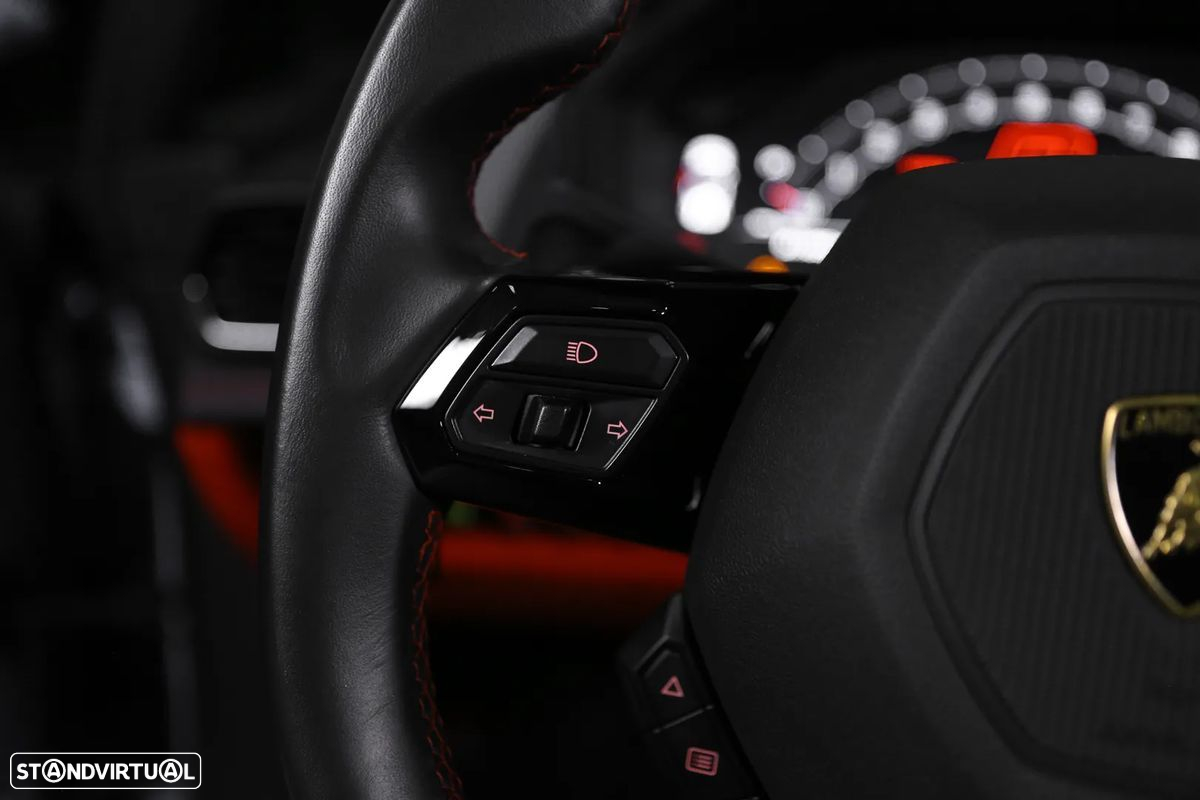 Lamborghini Huracán EVO - 26