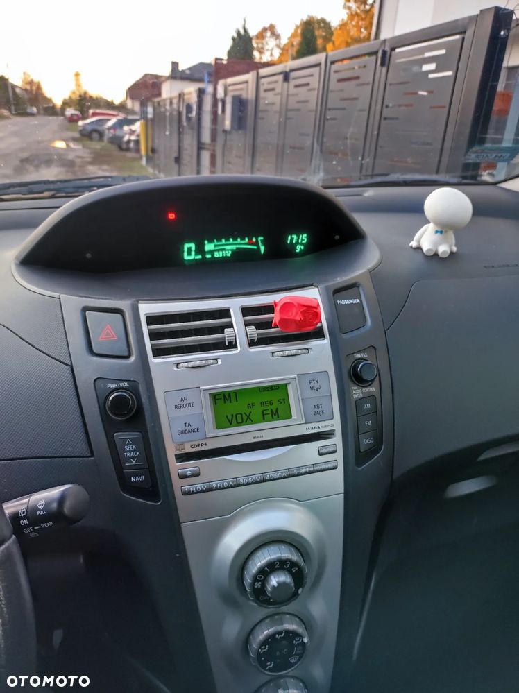 Toyota Yaris 1.4 D-4D Luna - 10