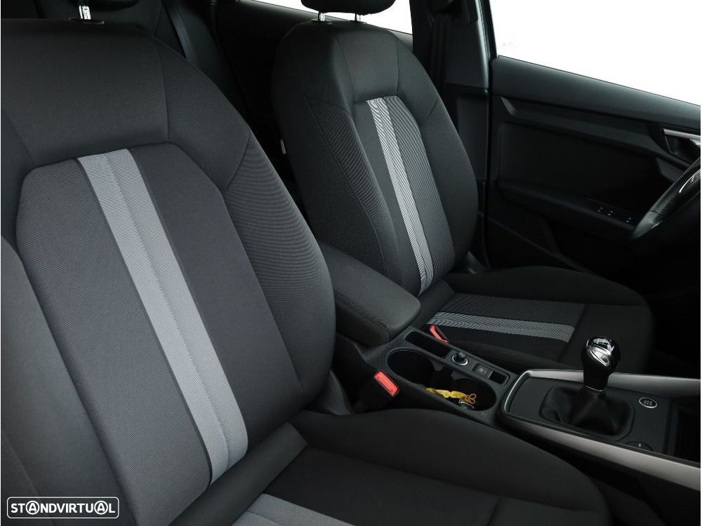 Audi A3 Sportback 30 TDI - 21