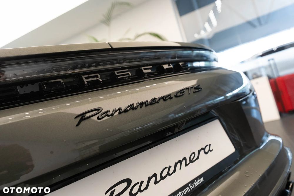Porsche Panamera - 37
