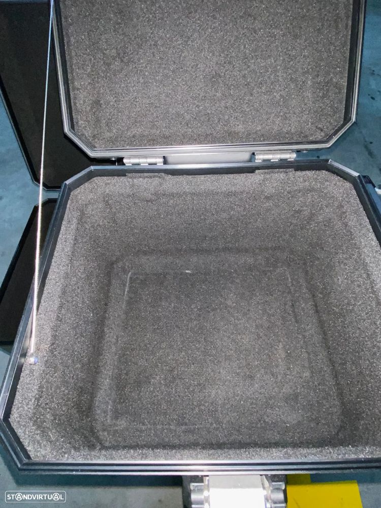 BMW R 1250 GS Adventure Triple Black - 17