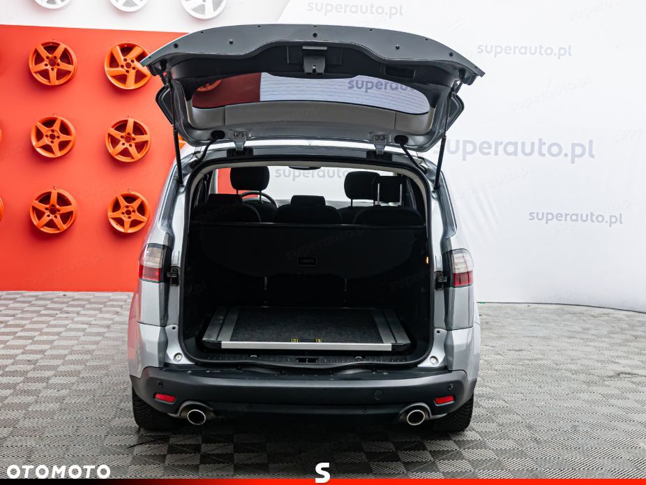 Ford S-Max - 27