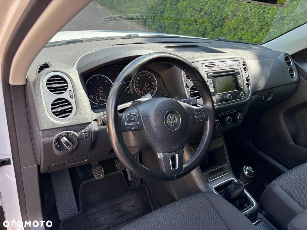Volkswagen Tiguan - 31