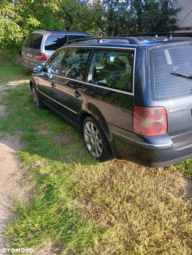 Volkswagen Passat - 3