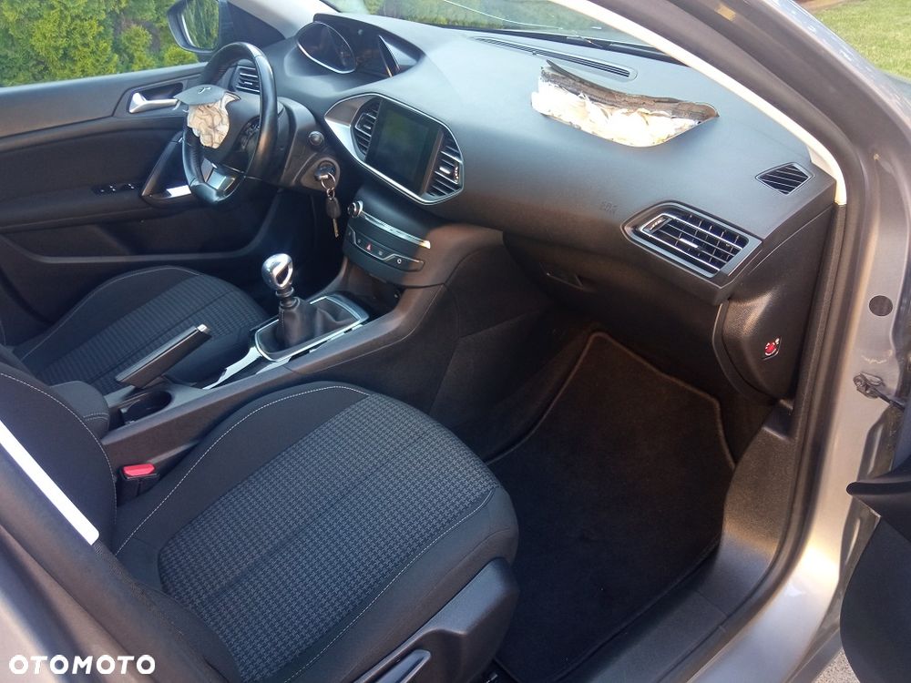 Peugeot 308 1.5 BlueHDi Business Line S&S - 20