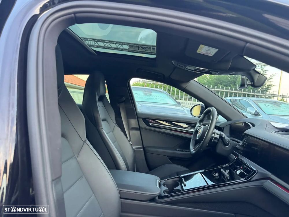 Porsche Panamera - 47