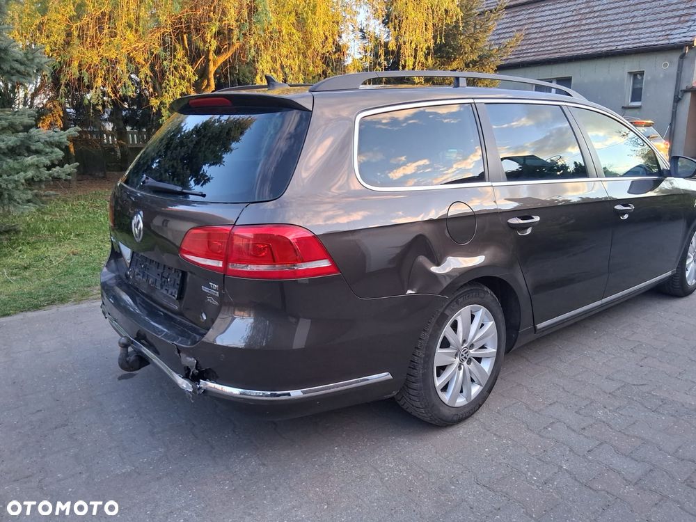 Volkswagen Passat 2.0 Blue TDI SCR Comfortline - 3