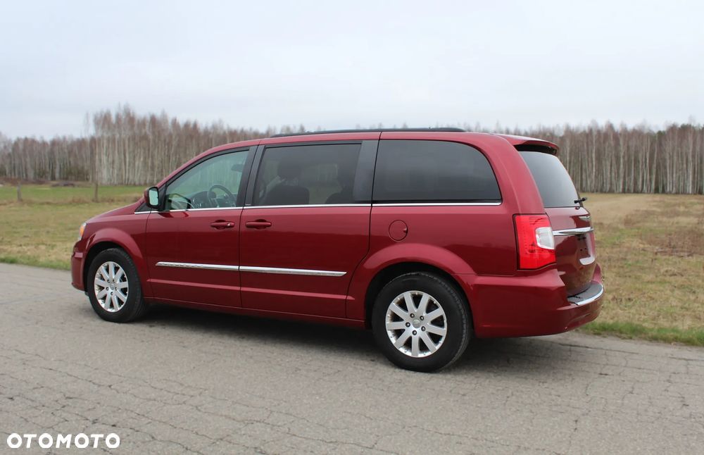 Chrysler Town & Country 3.6 Touring - 4