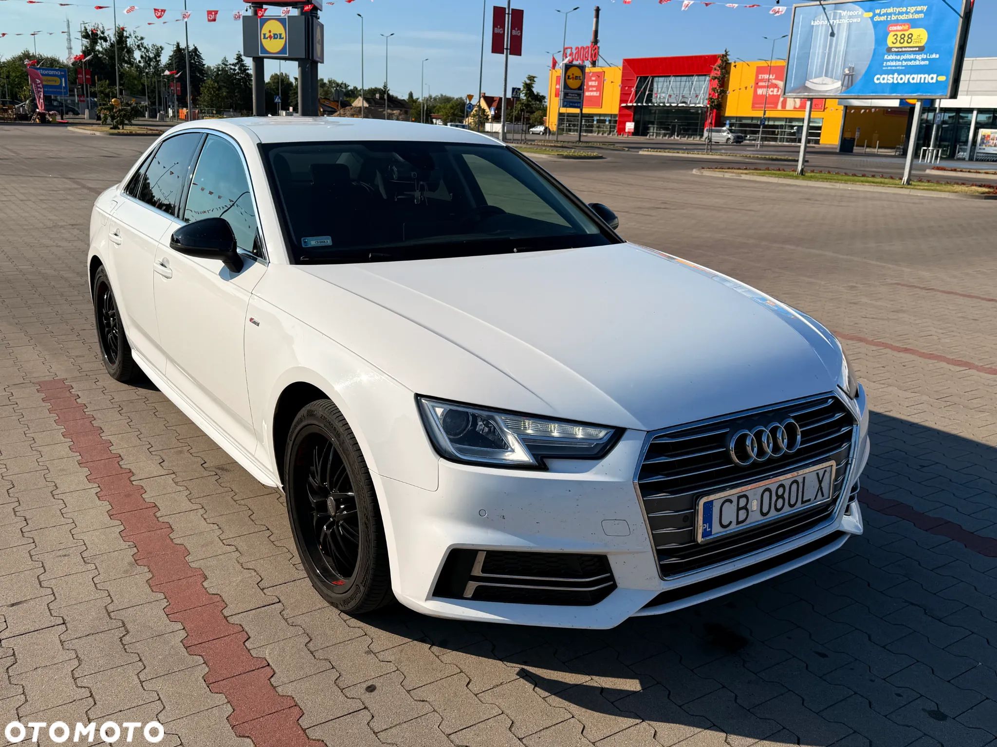 Audi A4 - 1