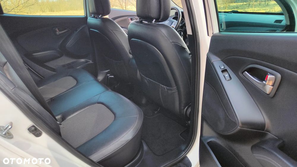 Hyundai ix35 blue 1.6 2WD Finale Gold - 20