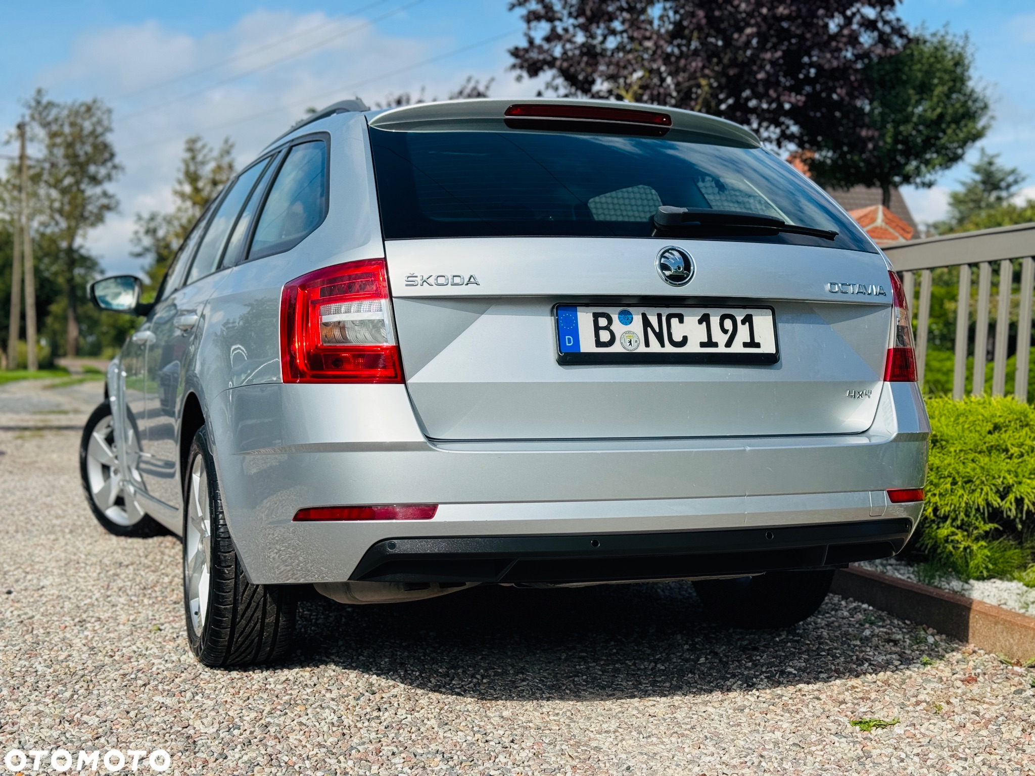 Skoda Octavia 1.6 TDI SCR 4x4 Style - 24