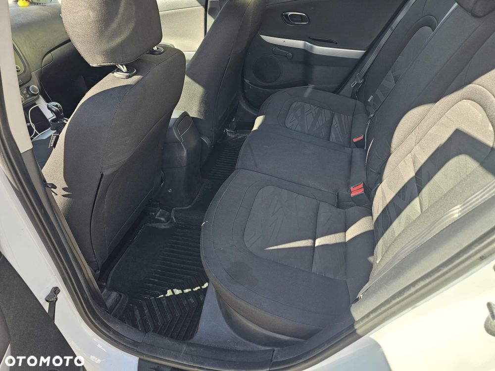 Kia Ceed 1.4 CVVT - 13