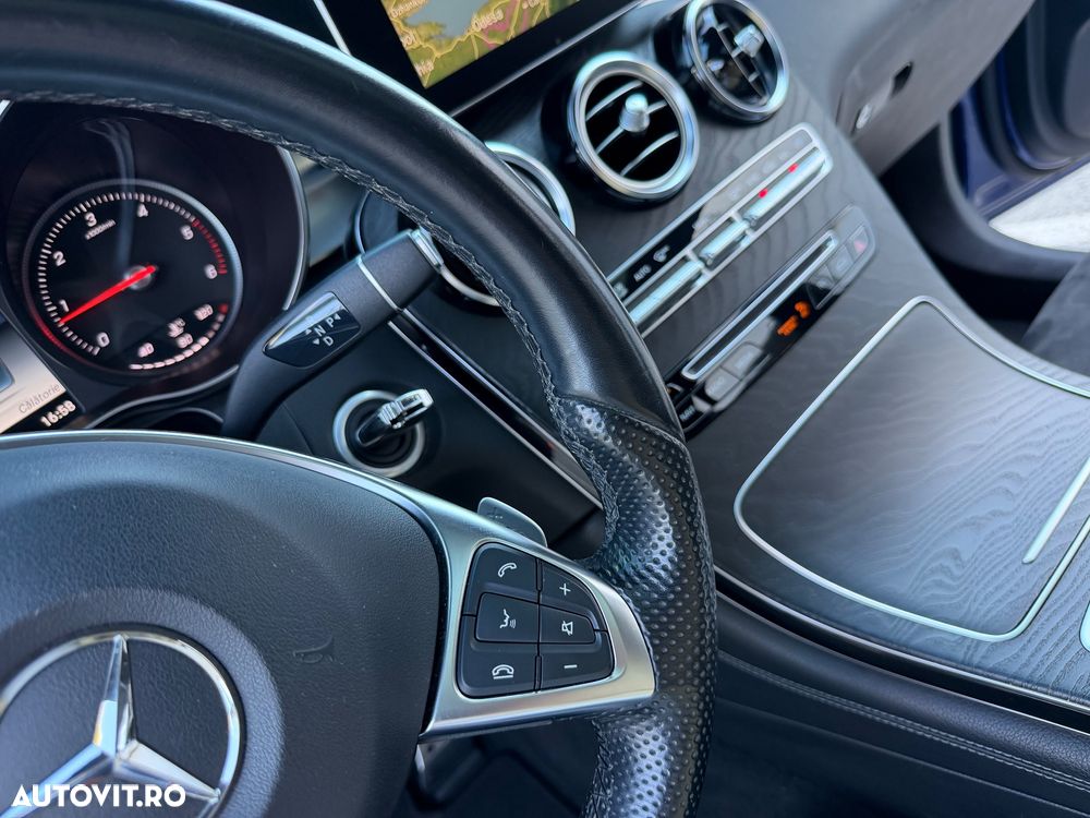 Mercedes-Benz GLC 250 d 4MATIC 9G-TRONIC AMG Line - 22