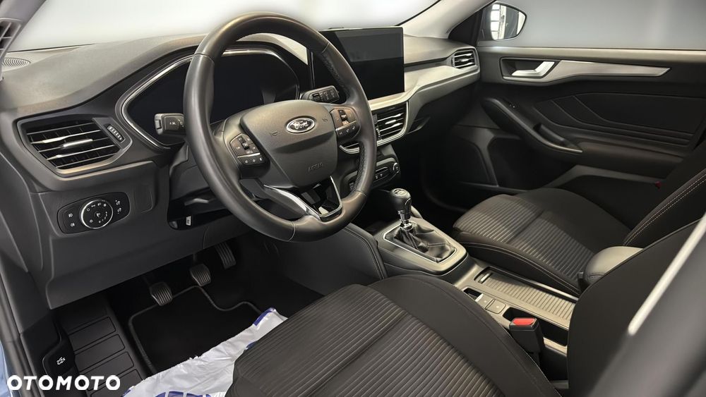 Ford Focus 1.0 EcoBoost mHEV Titanium X - 11