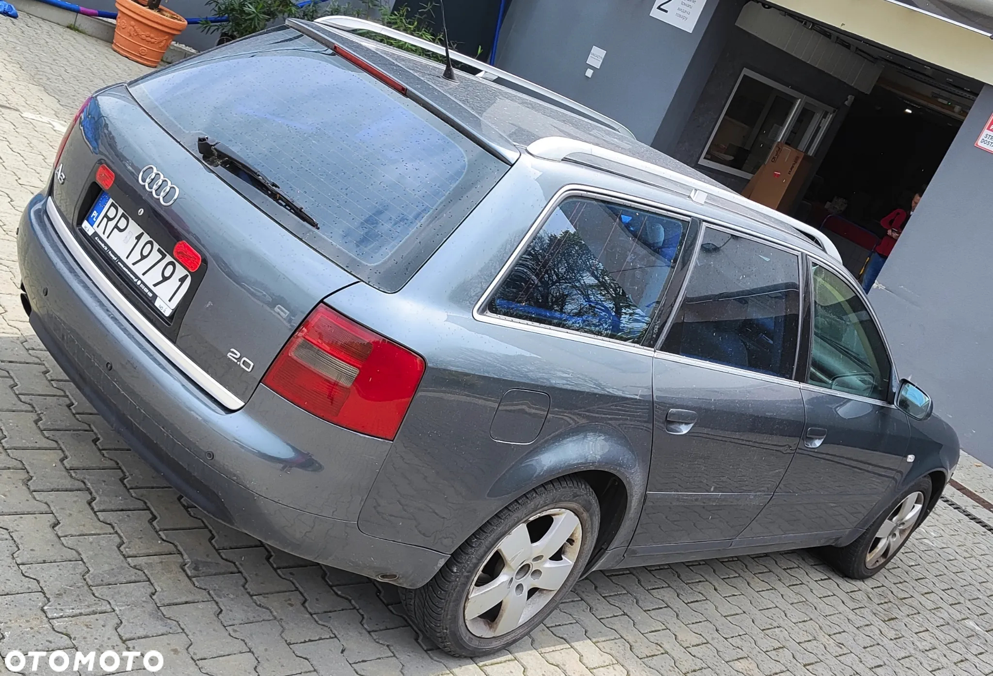 Audi A6 - 4