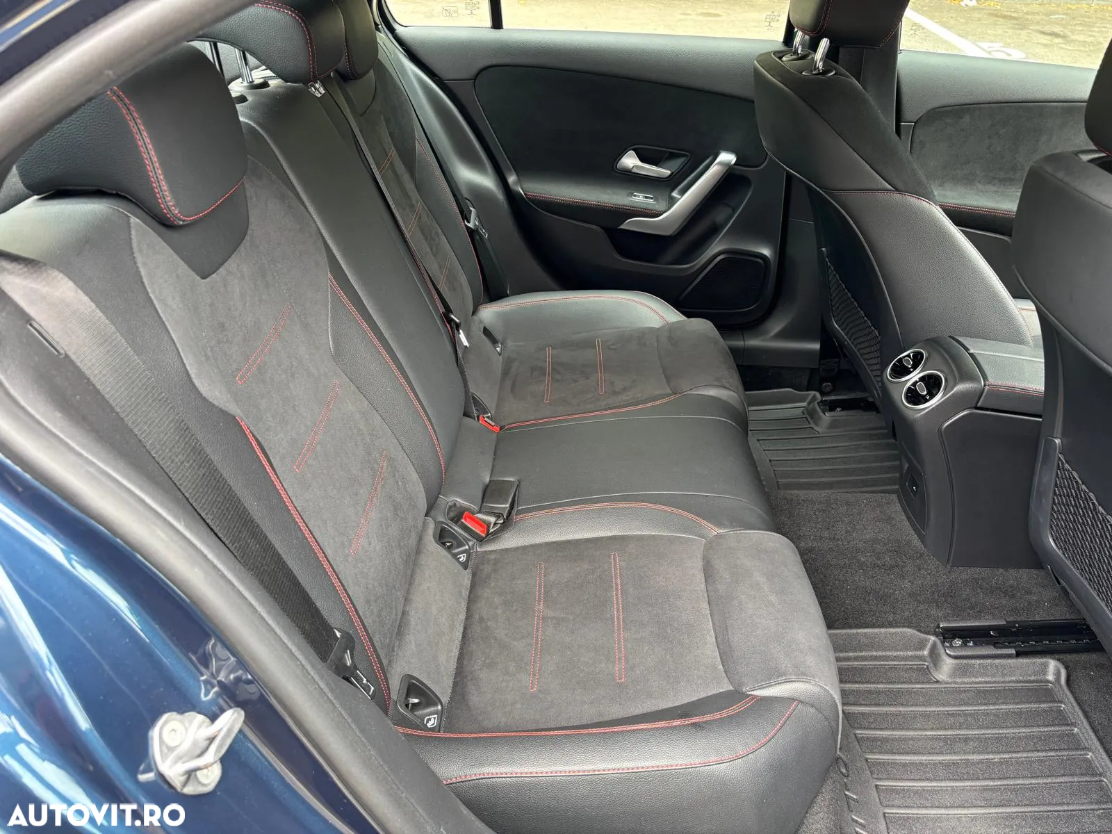 Mercedes-Benz A 200 7G-DCT AMG Line - 14