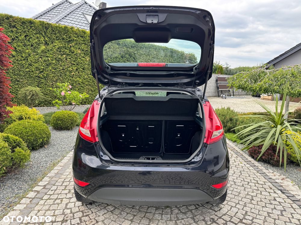 Ford Fiesta - 34